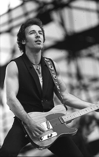 Bruce Springsteen – Biography, Songs, Albums, Discography & Facts
