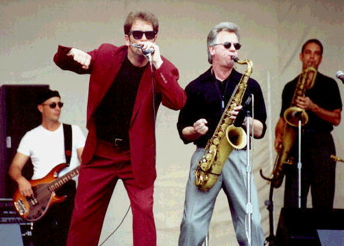 Huey Lewis And The News – Biography, Songs, Albums, Discography & Facts
