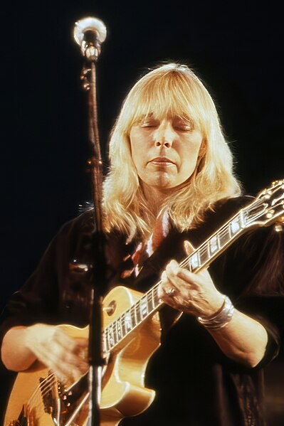 Joni Mitchell – Biography, Songs, Albums, Discography & Facts
