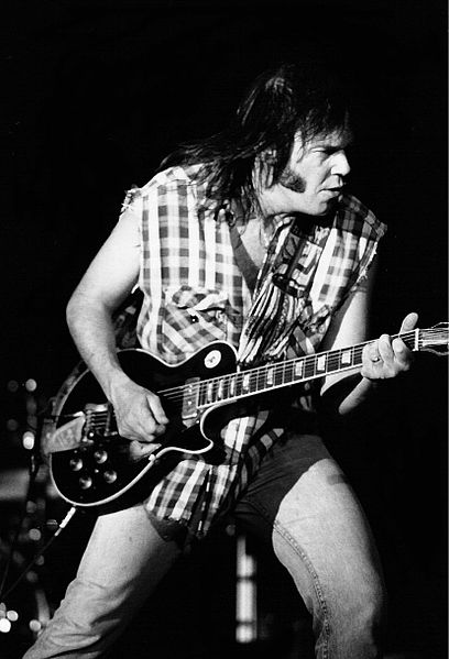 Neil Young - Biography, Songs, Albums, Discography & Facts