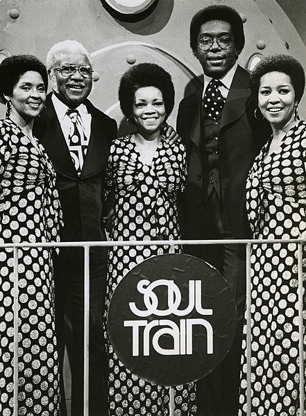 The Staple Singers – Biography, Songs, Albums, Discography & Facts
